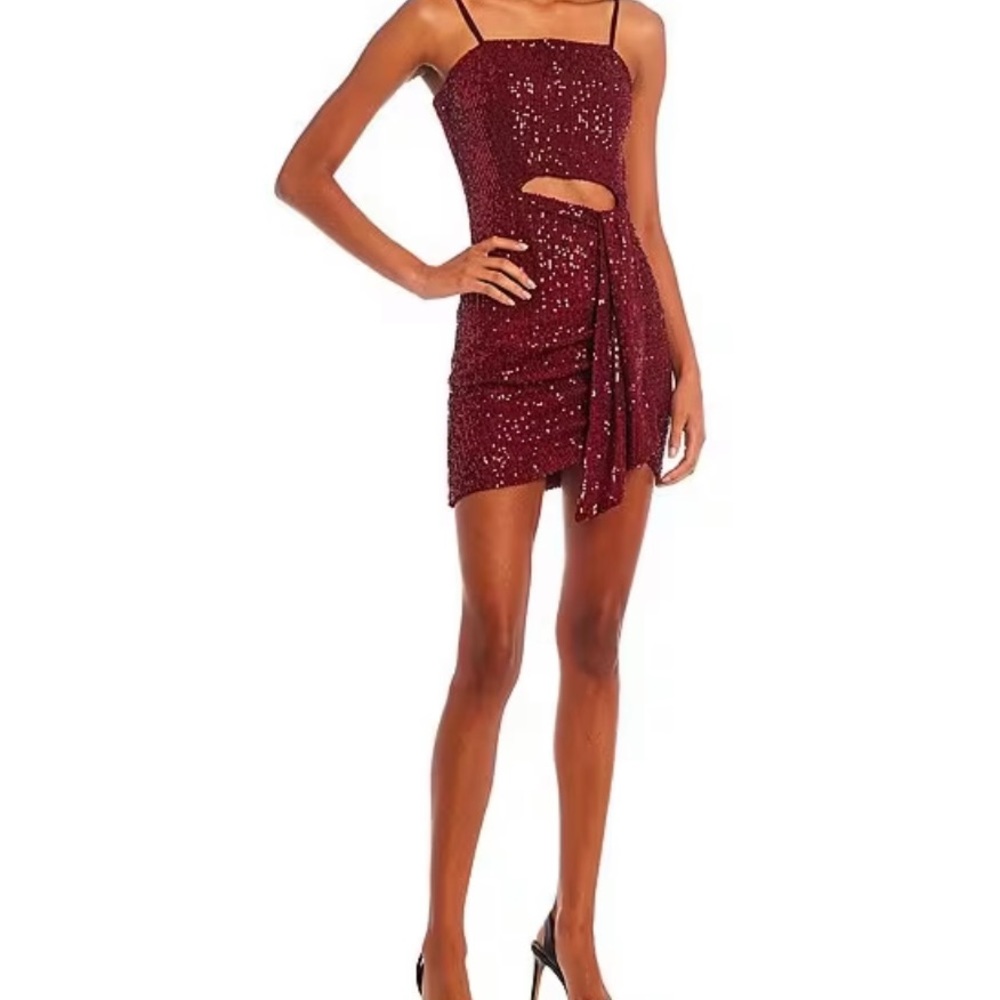 Strapless sequin sheath dress. Wine color. Juniors size large.